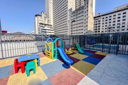 Apartamento à venda com 42m², 2 quartos e 1 vagaÁrea comum - Playground
