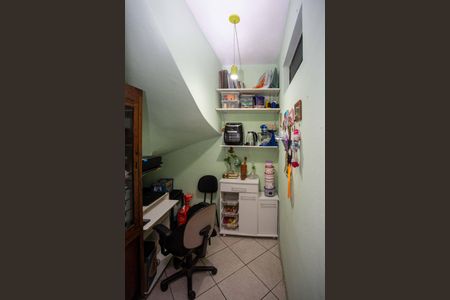 Casa à venda com 178m², 3 quartos e 3 vagasEscritório