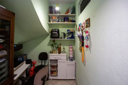 Casa à venda com 178m², 3 quartos e 3 vagasEscritório