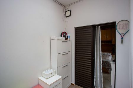 Casa à venda com 178m², 3 quartos e 3 vagasHall