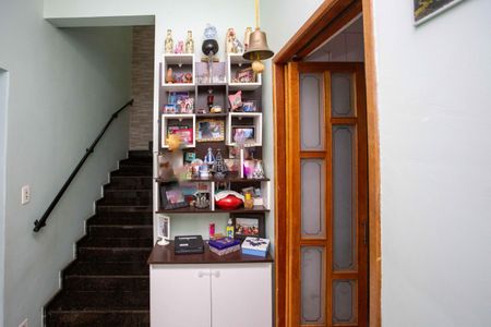 Casa à venda com 178m², 3 quartos e 3 vagasHall