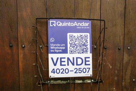 Casa à venda com 178m², 3 quartos e 3 vagasPlaquinha