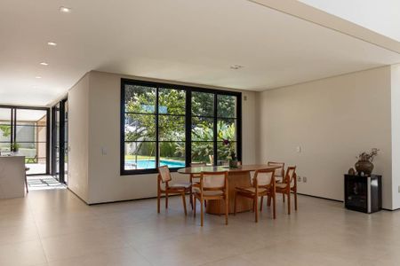 Casa de condomínio à venda com 576m², 6 quartos e 6 vagas