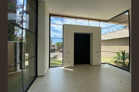 Casa de condomínio à venda com 576m², 6 quartos e 6 vagas