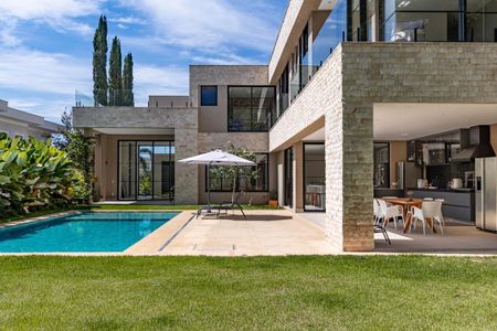 Casa de condomínio à venda com 576m², 6 quartos e 6 vagas