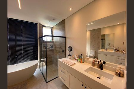 Casa de condomínio à venda com 576m², 6 quartos e 6 vagas