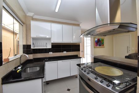 Casa de condomínio para alugar com 148m², 3 quartos e 2 vagasCozinha