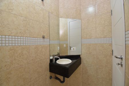 Casa de condomínio para alugar com 148m², 3 quartos e 2 vagasLavabo