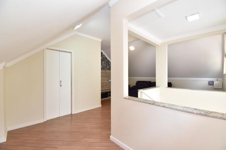 Casa de condomínio para alugar com 148m², 3 quartos e 2 vagasÁtico