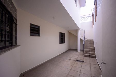 Casa à venda com 184m², 3 quartos e 3 vagasQuintal 