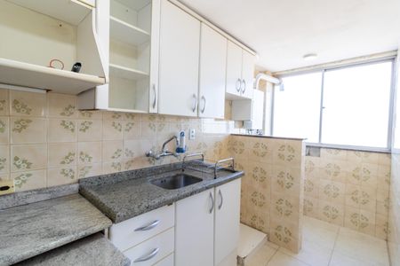 Apartamento para alugar com 57m², 2 quartos e 1 vaga Apartamento para alugar com 57m², 2 quartos e 1 vagaCozinha e Área de Serviço