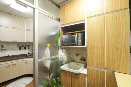 Apartamento para alugar com 81m², 3 quartos e 1 vagaCozinha e Área de Serviço