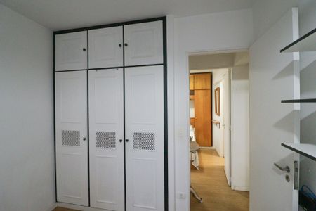 Apartamento para alugar com 81m², 3 quartos e 1 vagaQuarto 2