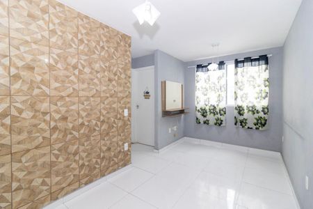 Sala de apartamento para alugar com 2 quartos, 48m² em Padre Miguel, Rio de Janeiro