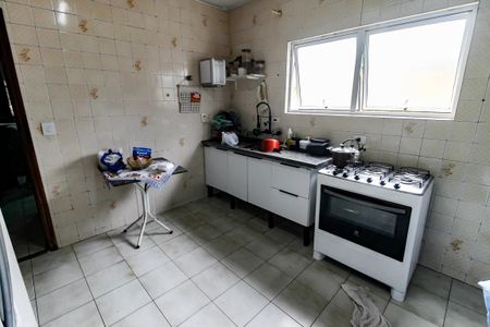 Casa à venda com 240m², 3 quartos e 2 vagasCozinha - Armários