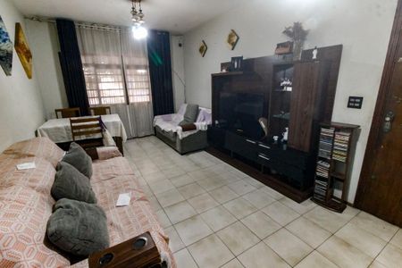 Sala de casa à venda com 3 quartos, 240m² em Jardim Monte Kemel, São Paulo