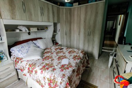 Casa à venda com 240m², 3 quartos e 2 vagasSuíte
