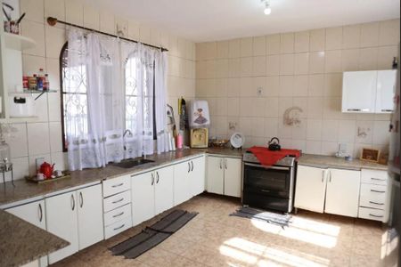 Foto 18 de casa à venda com 4 quartos, 300m² em Vera Cruz, Contagem