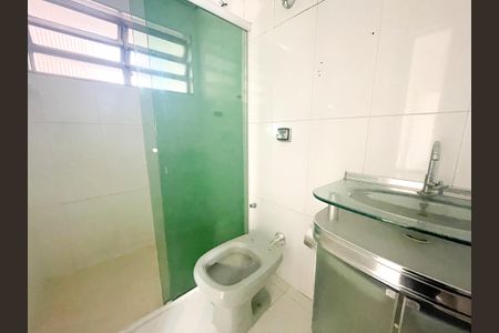 Apartamento à venda com 73m², 2 quartos e 1 vaga Apartamento à venda com 73m², 2 quartos e 1 vagaBanheiro Social