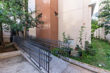 Studio para alugar com 27m², 1 quarto e sem vaga Studio para alugar com 27m², 1 quarto e sem vagaHall de Entrada