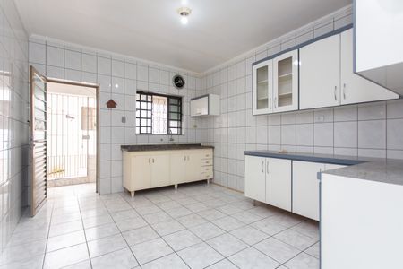 Casa para alugar com 85m², 2 quartos e 2 vagas Casa para alugar com 85m², 2 quartos e 2 vagasCozinha