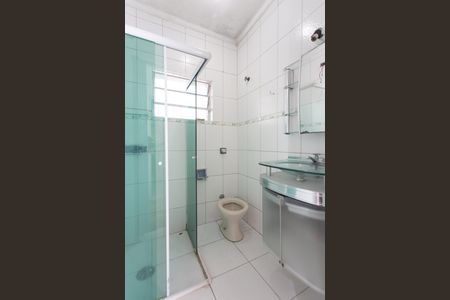 Casa para alugar com 85m², 2 quartos e 2 vagas Casa para alugar com 85m², 2 quartos e 2 vagasBanheiro