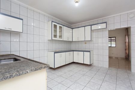 Casa para alugar com 85m², 2 quartos e 2 vagas Casa para alugar com 85m², 2 quartos e 2 vagasCozinha