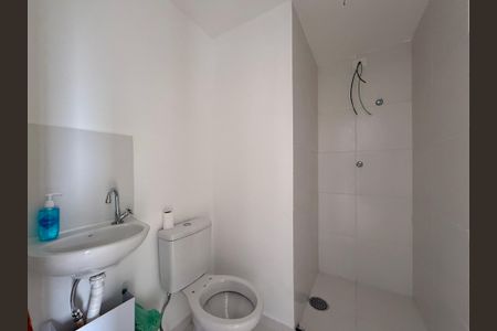 Apartamento para alugar com 29m², 2 quartos e sem vaga Apartamento para alugar com 29m², 2 quartos e sem vagaBanheiro