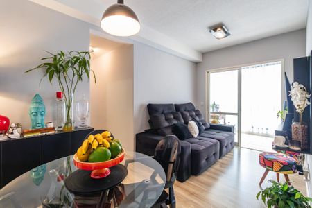 Apartamento à venda com 76m², 2 quartos e 1 vaga Apartamento à venda com 76m², 2 quartos e 1 vagaSala