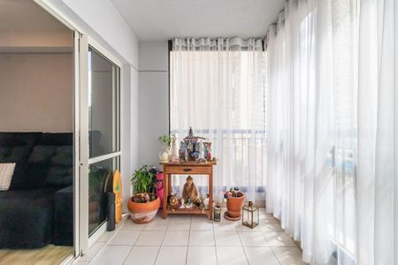 Apartamento à venda com 76m², 2 quartos e 1 vaga Apartamento à venda com 76m², 2 quartos e 1 vagaVaranda Gourmet