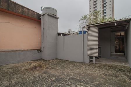 Casa para alugar com 64m², 1 quarto e sem vagaQuintal