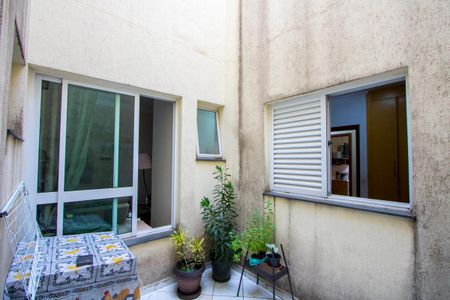 Apartamento à venda com 120m², 3 quartos e 2 vagas Apartamento à venda com 120m², 3 quartos e 2 vagasÁrea externa