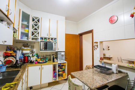 Apartamento à venda com 120m², 3 quartos e 2 vagas Apartamento à venda com 120m², 3 quartos e 2 vagasCozinha