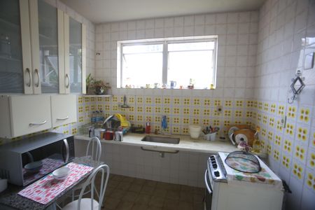 Apartamento à venda com 120m², 3 quartos e 1 vagaCozinha