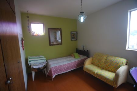 Apartamento à venda com 120m², 3 quartos e 1 vagaQuarto 2