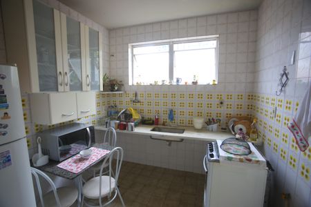 Apartamento à venda com 120m², 3 quartos e 1 vagaCozinha