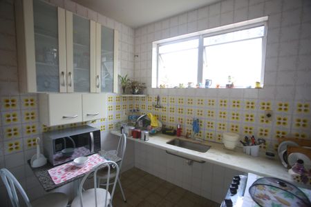 Apartamento à venda com 120m², 3 quartos e 1 vagaCozinha