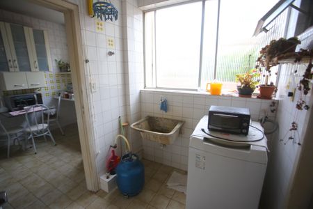 Apartamento à venda com 120m², 3 quartos e 1 vagaArea de serviço