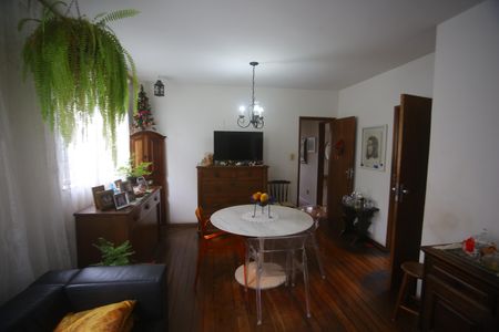 Apartamento à venda com 120m², 3 quartos e 1 vagaSala