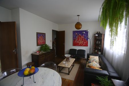 Apartamento à venda com 120m², 3 quartos e 1 vagaSala