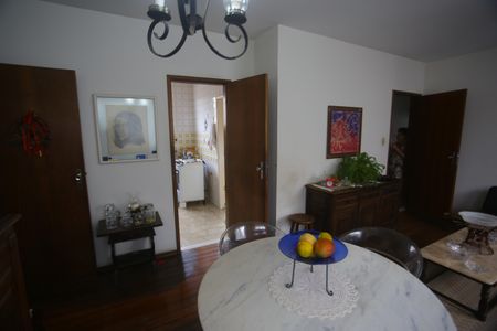 Apartamento à venda com 120m², 3 quartos e 1 vagaSala