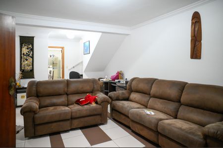 Casa à venda com 92m², 4 quartos e 2 vagasSala