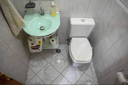 Casa à venda com 92m², 4 quartos e 2 vagasLavabo