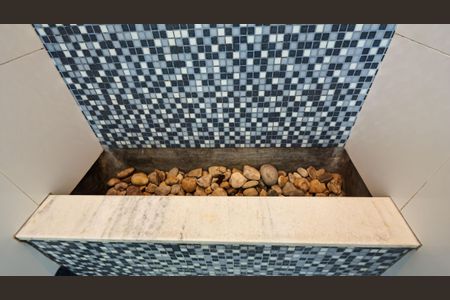 Apartamento à venda com 120m², 3 quartos e 2 vagasDetalhe do Banheiro da Suite