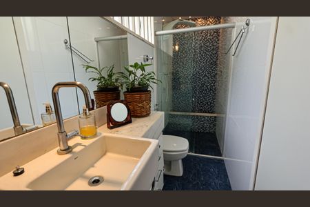 Apartamento à venda com 120m², 3 quartos e 2 vagasBanheiro da Suíte