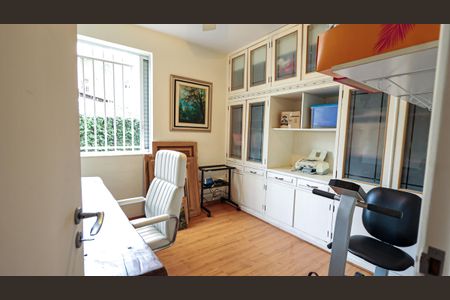 Apartamento à venda com 120m², 3 quartos e 2 vagasQuarto 3