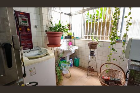 Apartamento à venda com 120m², 3 quartos e 2 vagasÁrea de Serviço