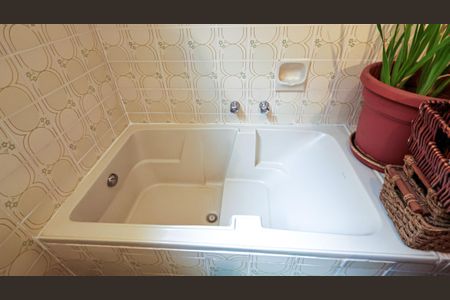 Apartamento à venda com 120m², 3 quartos e 2 vagasDetalhe do banheiro