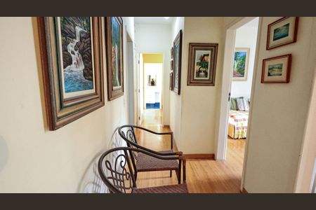 Apartamento à venda com 120m², 3 quartos e 2 vagasCorredor