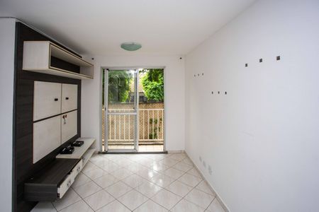 Sala de apartamento para alugar com 2 quartos, 48m² em Jardim Remanso, Diadema